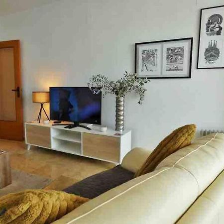 Lovely 2 Bedroom Apartment 2Nd Line To Beach El Albir Exteriör bild