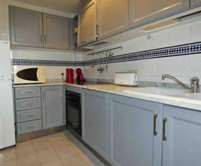 Lovely 2 Bedroom Apartment 2Nd Line To Beach El Albir Exteriör bild